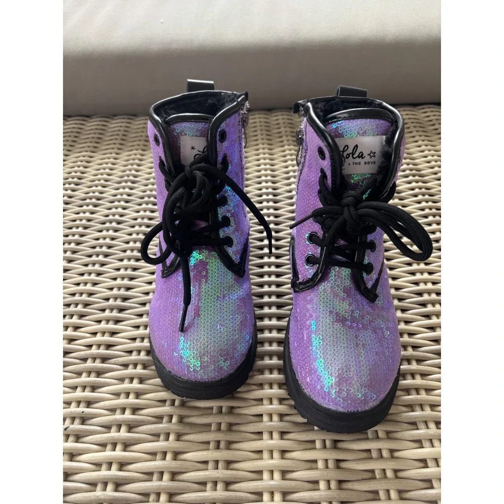 Lola +‎ The Boys Like New Lavender Sequin Combat Boots EU 32/US 1 swiftie